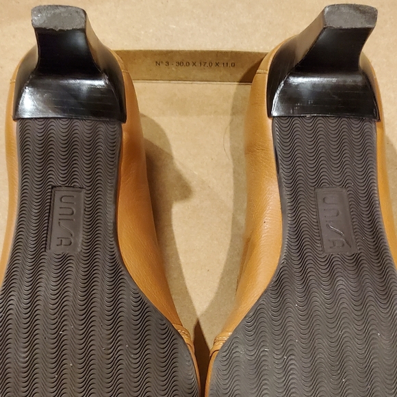 Caramel loafer heels by Unisa - Picture 3 of 4